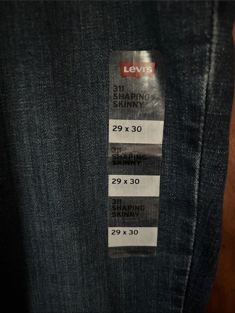 Levi's Women's Skinny Jeans - Dark Blue Wash - Picture 2 of 4